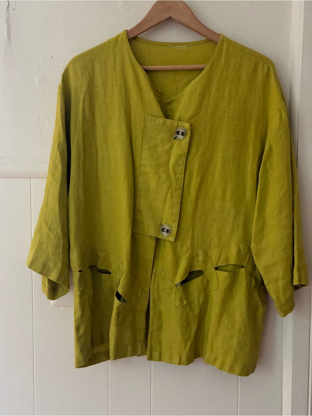 chartreuse Green Women's Linen Button-Front shacket